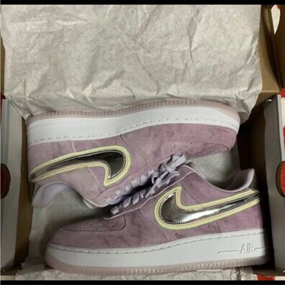 Nike Air Force 1 Low
P(HER)SPECTIVE